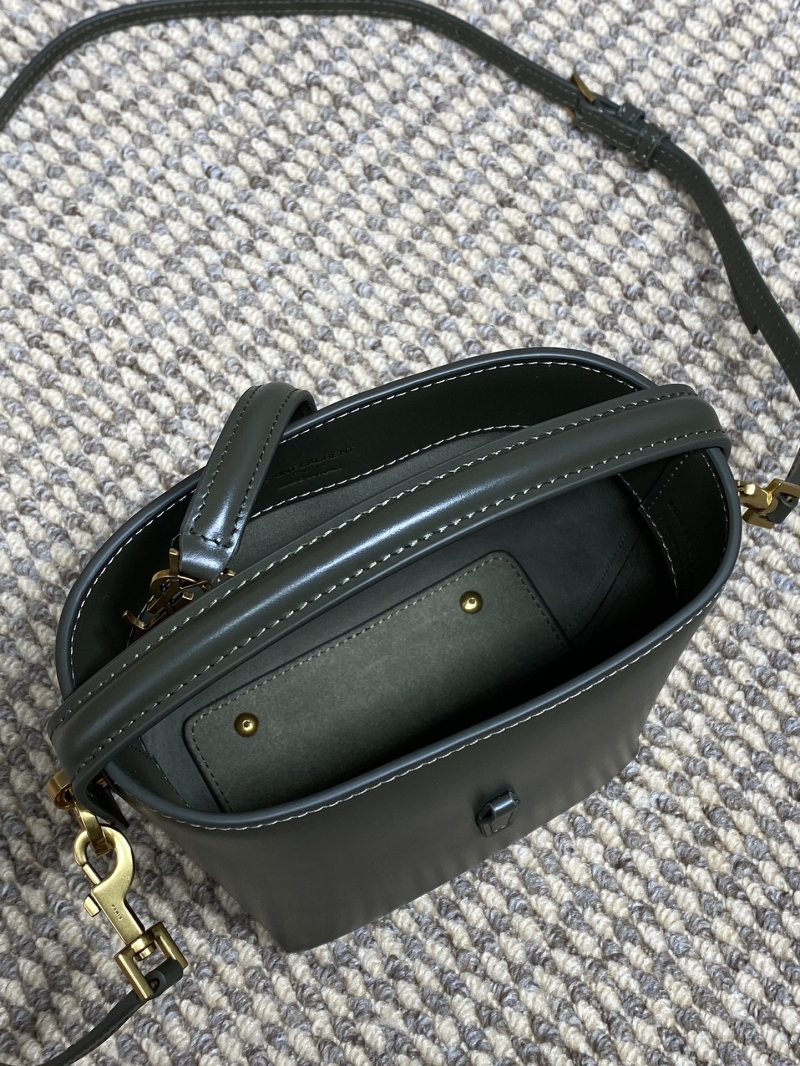 Y51 top handle bags